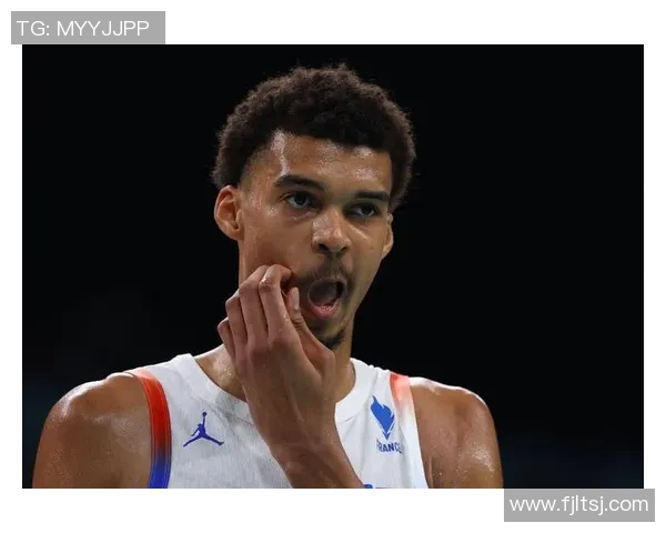 文班亚马法国队首次亮相狂砍27分震撼意大利吸引众多NBA球探关注