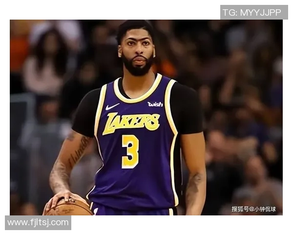 戴维斯在对阵鹈鹕的比赛中狂砍41分展现超强实力引发热议