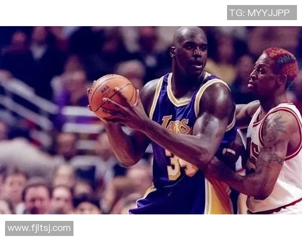 浓眉哥与奥尼尔的巅峰对决谁才是NBA历史最强内线巨星