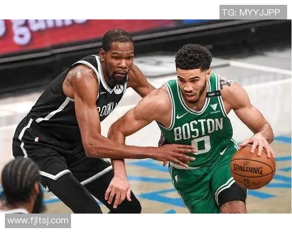 湖人对阵篮网精彩对决腾讯体育全程直播赛况分析与球员表现解读