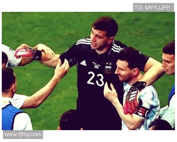 马丁内斯的传奇旅程与足球生涯的辉煌成就探索