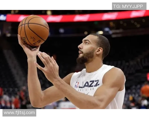 鲁迪戈贝尔：从防守巨星到篮球场上的全能领袖之路